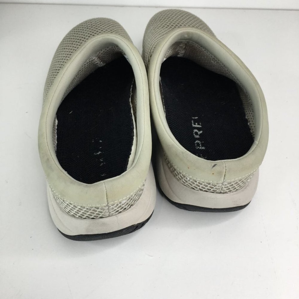 Merrell Gray Mesh Slippers - Picture 2 of 7